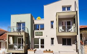 Alla Strada - Micro Suites